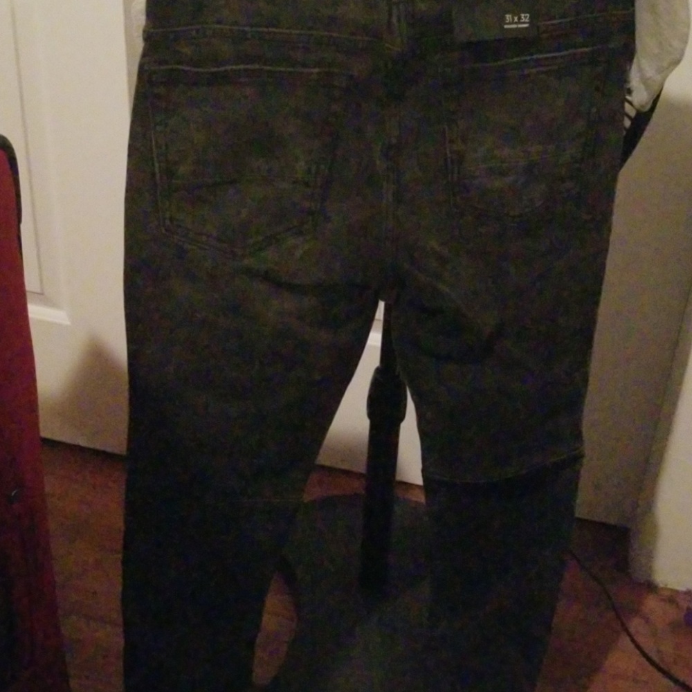 Jeans - Picture 2 of 2